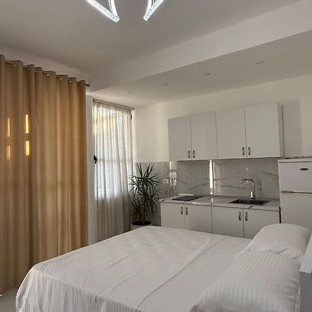 Elio'S Room Durres Ngoại thất bức ảnh