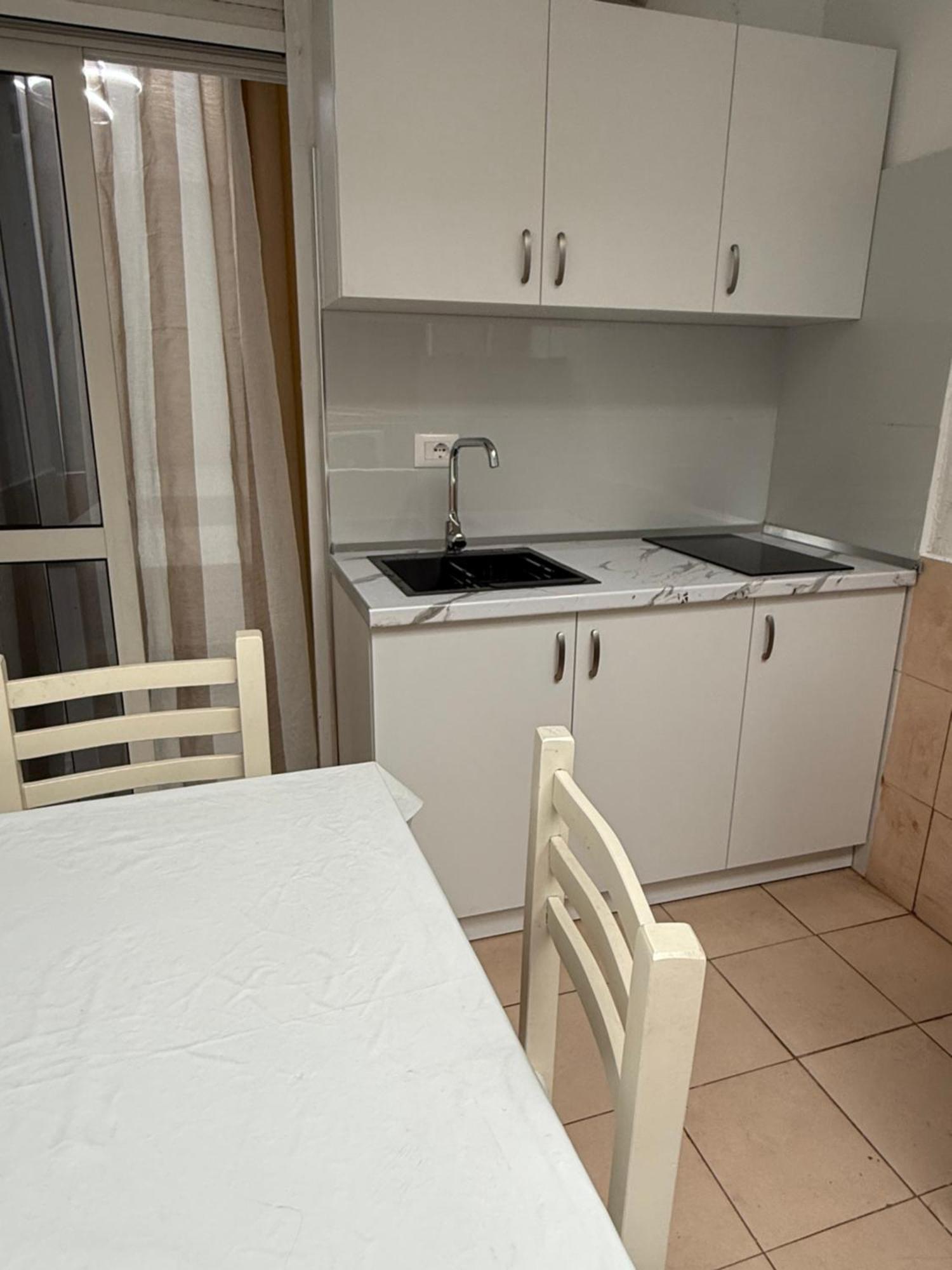 Elio'S Room Durres Ngoại thất bức ảnh