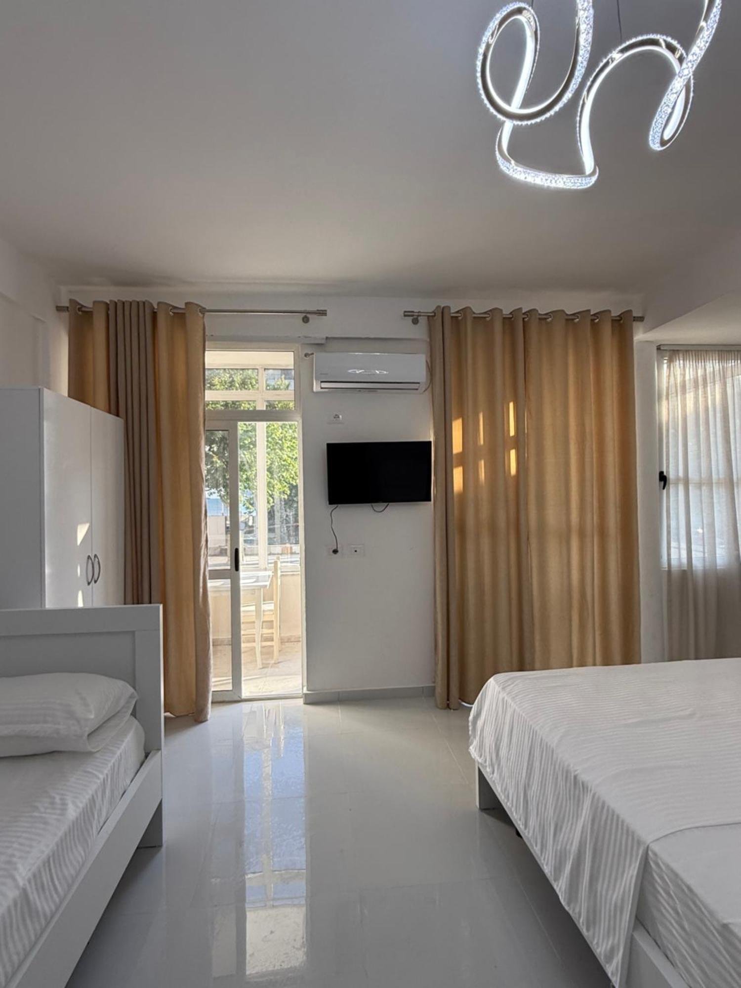 Elio'S Room Durres Ngoại thất bức ảnh