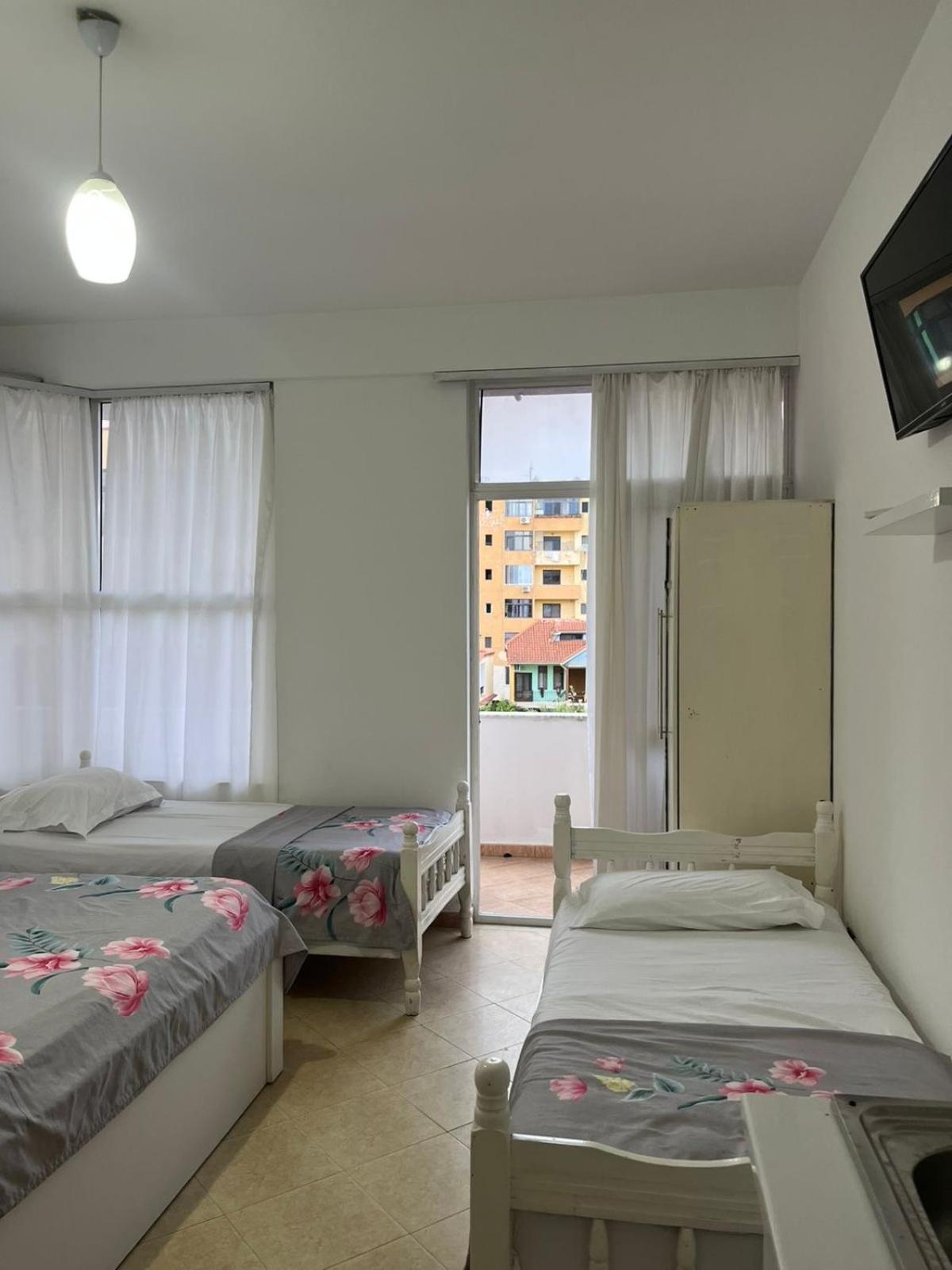 Elio'S Room Durres Ngoại thất bức ảnh